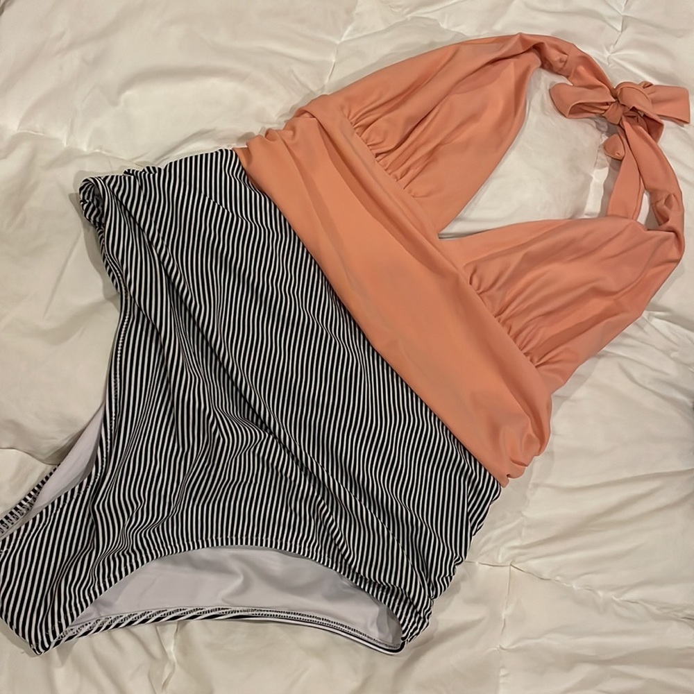 Cupshe XXL Plunge Halter Bathing Suit w/ Tummy Control